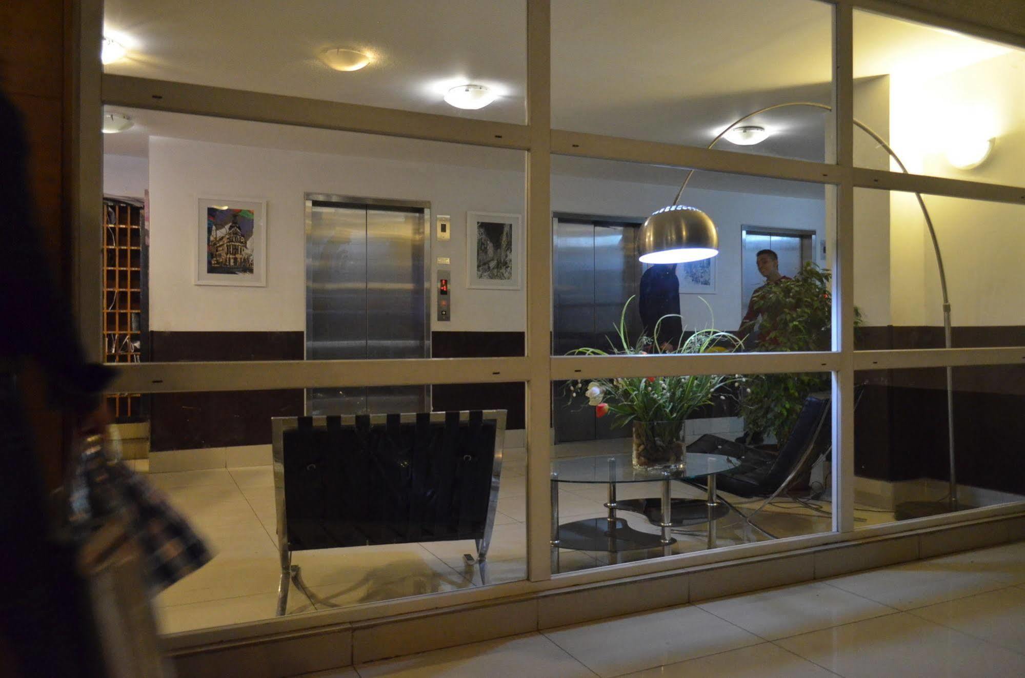 Stgo Centro, Departamentos Amoblados Paz Apartment Santiago de Chile Bagian luar foto